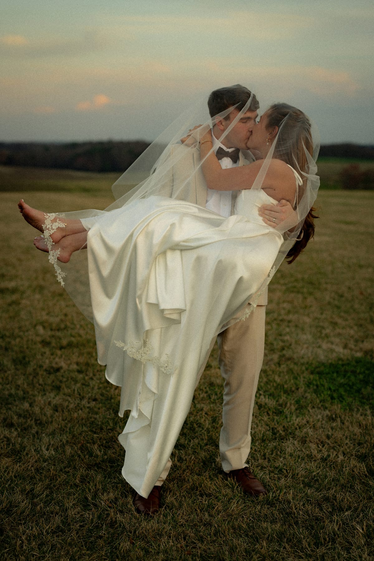 The Cape Winelands Wedding Aesthetic, and How to Bring It Anywhere